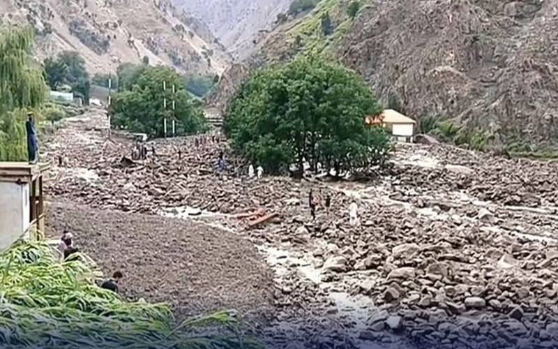 گلگت بلتستان: کتیشو میں کلاؤڈ برسٹ، 20 غیر ملکی کوہ پیما اور 40 سے زائد مقامی ہائی پورٹرز پھنس گئے