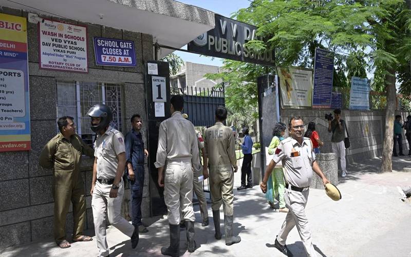 بھارت، دہلی میں سکولوں کو بم سے اُڑانے کی دھمکی