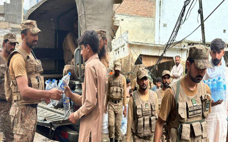 پاک فوج کا بونیر، سوات ، شانگلہ اور صوابی میں فلڈ ریلیف آپریشن پانچویں روز بھی جاری