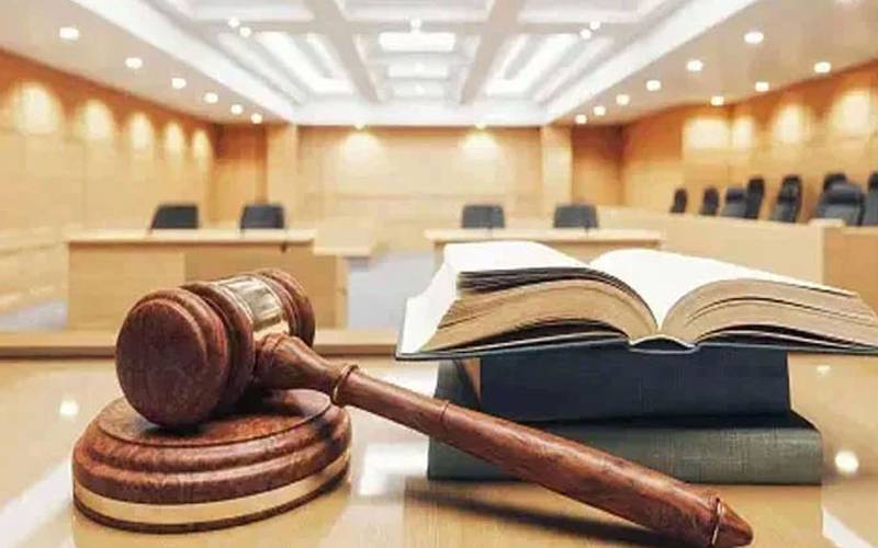 ہائیکورٹ کے جج سردار اعجاز اسحاق کیخلاف سپریم جوڈیشل کونسل میں شکایت دائر 