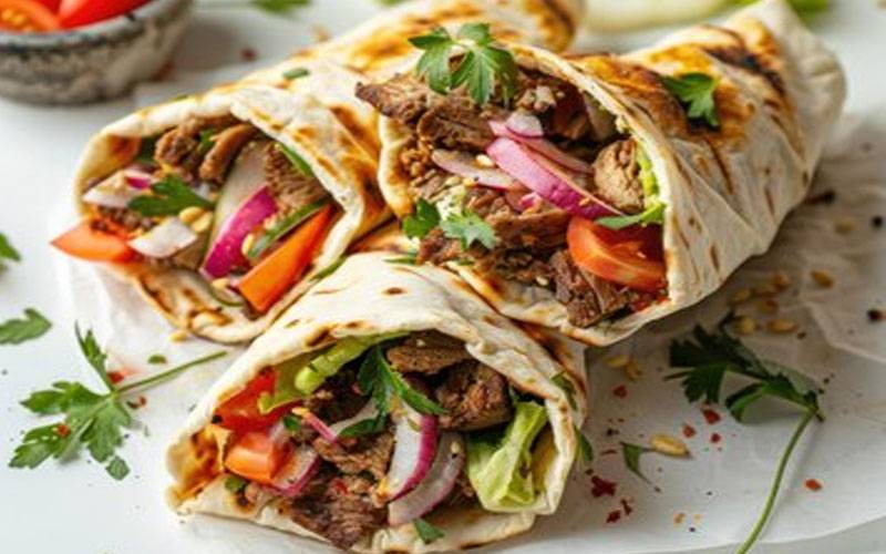 مضر صحت شوارما کھانے سے9 افراد کی حالت غیر