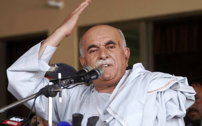 محمود خان اچکزئی کا سیلاب متاثرین کے لیے امداد کا اعلان