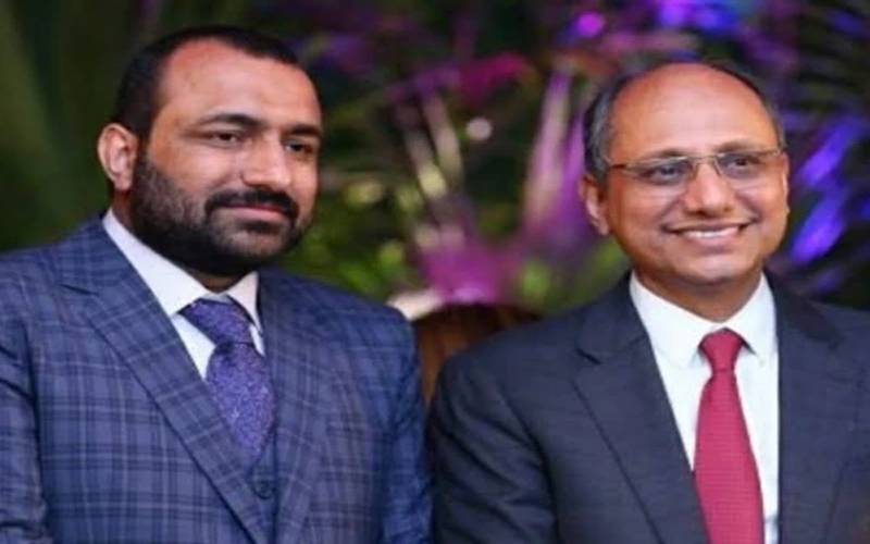  سرکاری اہلکار پر تشدد کا الزام: فرحان غنی سمیت دیگر ملزمان راہداری ریمانڈ پر پولیس کے حوالے