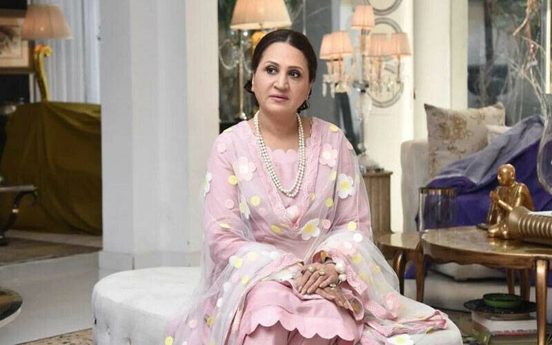 واٹس ایپ پر نیا فراڈ، اداکارہ اسما عباس کا واٹس ایپ ہیک کر لیا گیا