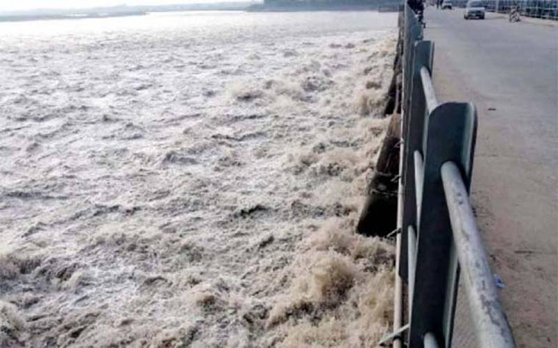  دریائےراوی، چناب اور ستلج میں اونچے درجے کا سیلاب، ڈیڑھ لاکھ افراد محفوظ مقامات پر منتقل
