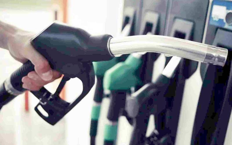 پیٹرولیم مصنوعات کی قیمتوں میں کمی،اہم خبرآگئی