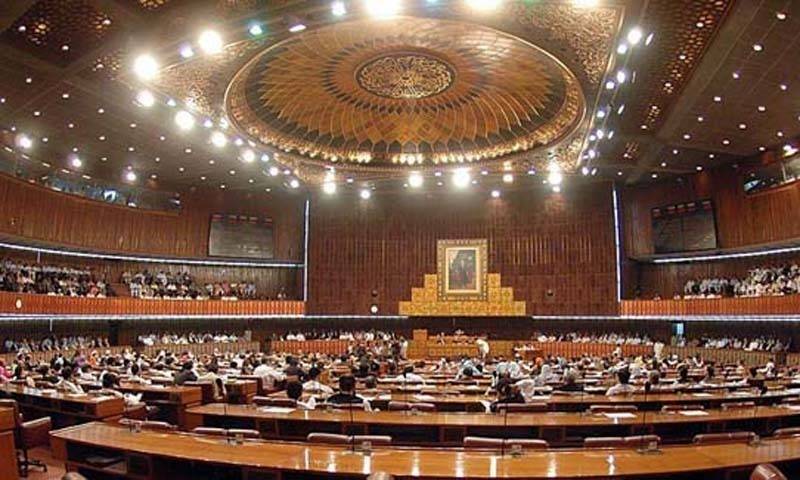  قائمہ کمیٹی اجلاس،یوم آزادی کے سرکاری اشتہارات میں بانی پاکستان کی تصویر نہ ہونے کا معاملہ اٹھایا گیا