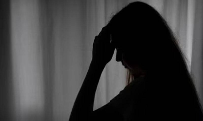 بھارت:استاد نے 19 سالہ طالبہ کی خودکشی کی کوشش ناکام بنا دی 