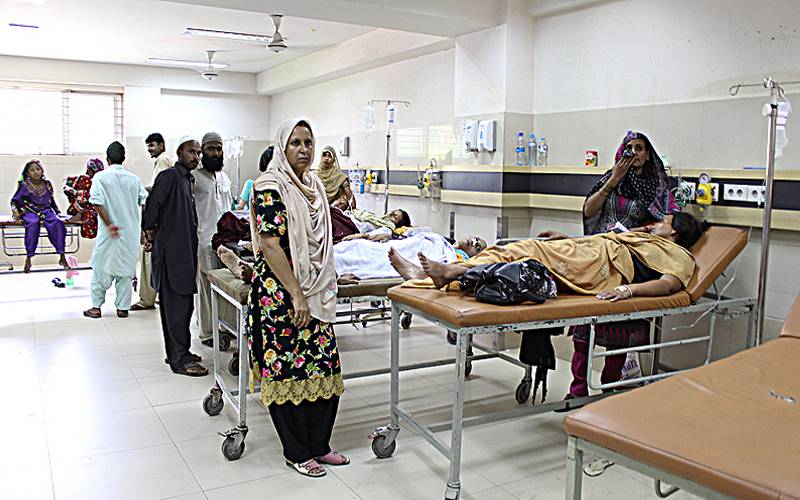 استور: پیٹ کی بیماری کے باعث 150 سے زائد افراد ہسپتال منتقل،ایمرجنسی نافذ