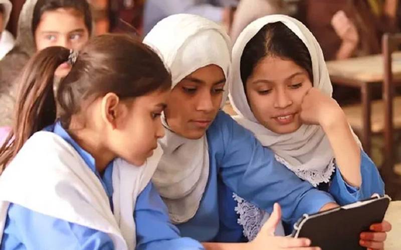  تمام کتب آن لائن، پنجاب کریکولم اینڈ ٹیکسٹ بک بورڈ نے طلبہ کی بڑی مشکل آسان کر دی 