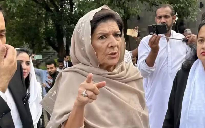 میرے بیٹوں کو گرفتار کر کے وہ بانی پی ٹی آئی پر پریشر ڈالنا چاہتے ہیں: علیمہ خان 