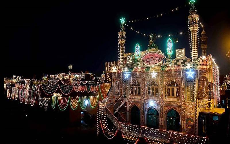  عید میلاد النبی ﷺکی تیاریاں، مساجد ،گلیاں جگمگانے لگیں ،ذکرنبی ﷺکی محفلیں سج گئیں