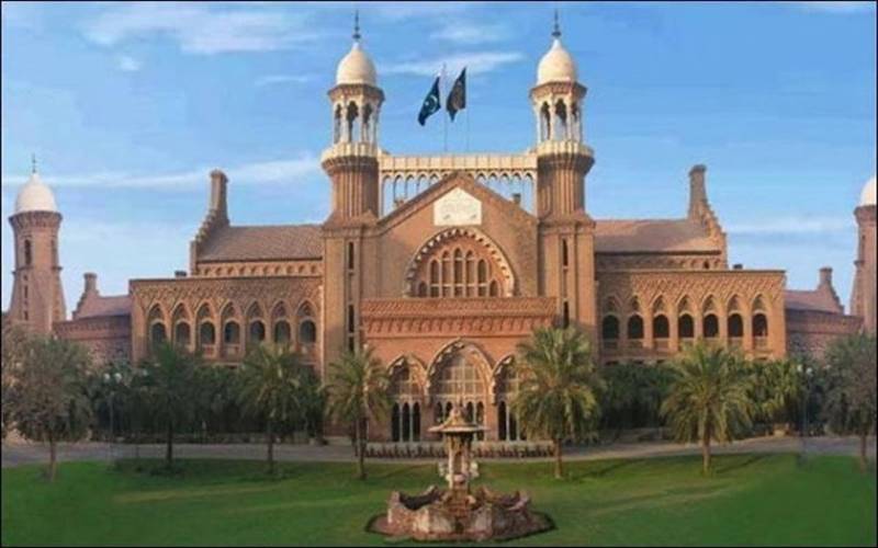 اگر خاتون کو جنات نے غائب کیا ہے تو انہیں بھی فریق بنانا چاہیے تھا، چیف جسٹس لاہور ہائیکورٹ