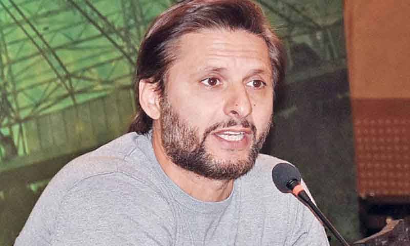 مشکل کی اس گھڑی میں اپنے افغان بھائیوں کے ساتھ کھڑے ہیں : شاہد آفریدی