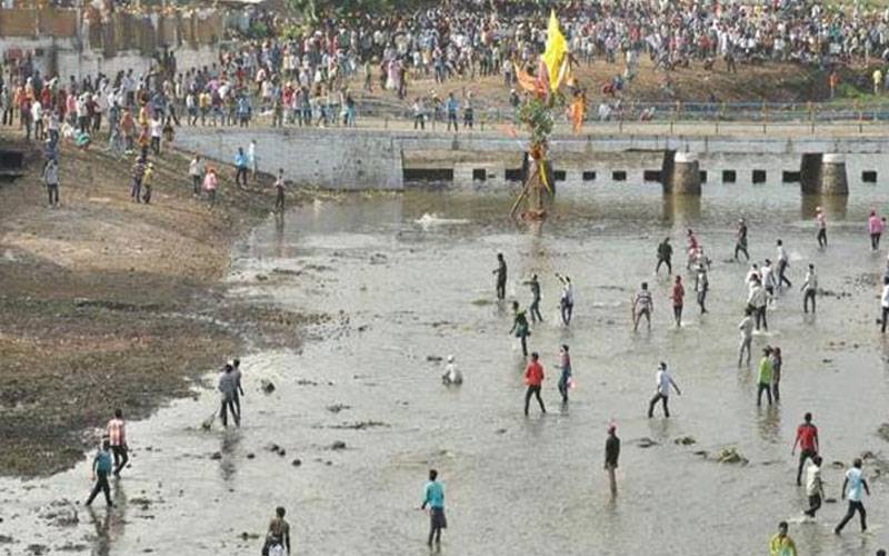 ’’گوٹمار میلہ‘‘ بھارت میں محبت کرنیوالے جوڑے کی یاد میں کھیلا جانیوالا خونی کھیل