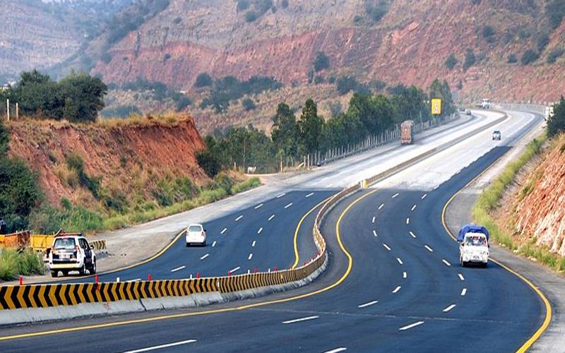 حکومت کا کراچی اور حیدرآباد کے درمیان نیا موٹروے بنانے کا فیصلہ