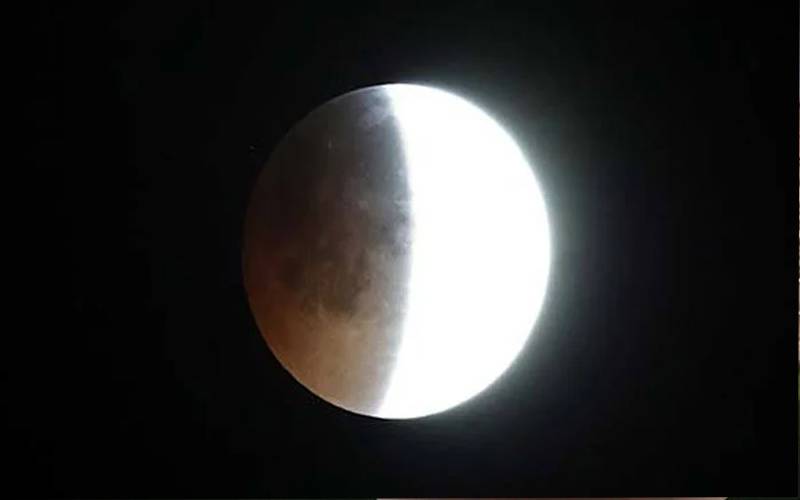 ایک اور چاند گرہن: پاکستان میں کس وقت نظارہ کیا جاسکے گا؟