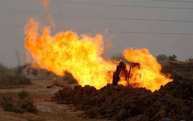 بنوں میں گیس پائپ لائن کو دھماکے سے اڑا دیا گیا