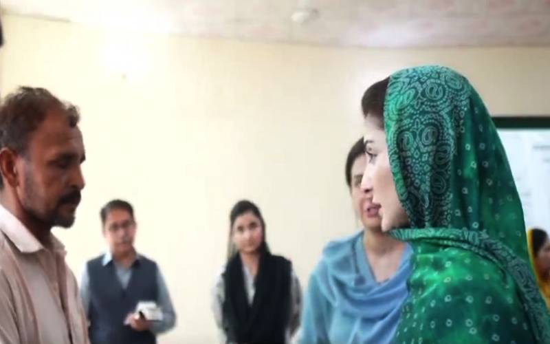 مریم نواز کا گجرات کے سیلاب متاثرہ علاقوں کا دورہ، متاثرین کو ازالہ کی یقین دہانی کرائی
