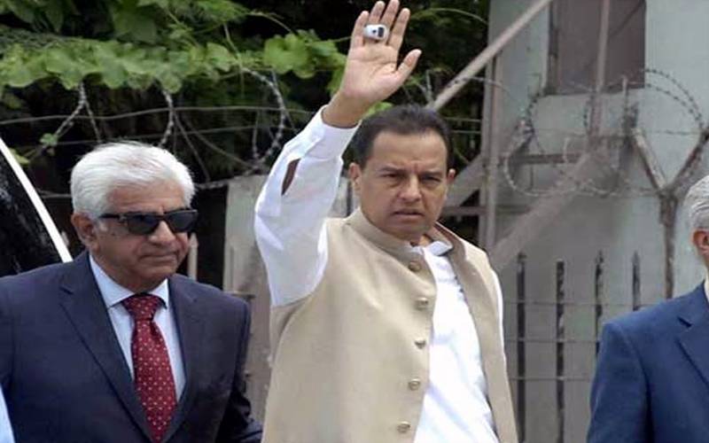 علیمہ خان پر انڈا پھینکنے کا واقعہ، کیپٹن (ر) صفدر کا بھی بیان سامنے آگیا
