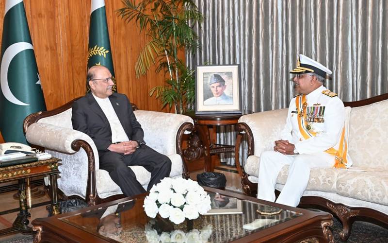 صدر آصف زرداری سے نیول چیف کی ملاقات،پاک بحریہ کے پیشہ ورانہ امور پر بات چیت