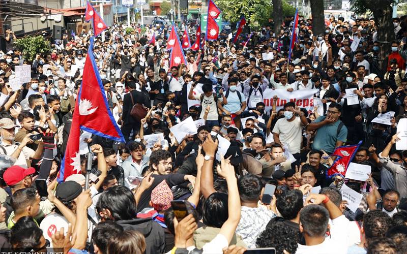 پرتشدد مظاہروں کے بعد نیپال میں سوشل میڈیا پر پابندی ختم کرنے کا اعلان