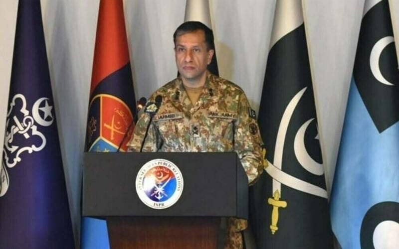 ڈی جی آئی ایس پی آر کا مری کے تعلیمی اداروں کا دورہ 