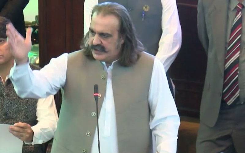 قرض میں ڈوبی قومیں ترقی نہیں کر سکتیں: گنڈا پور