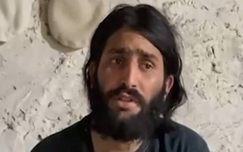 پاک فوج کے آپریشن میں فتنۃ الخوارج کے ہتھیار ڈالنے والے خارجی عبدالصمد کے تہلکہ خیز انکشافات 