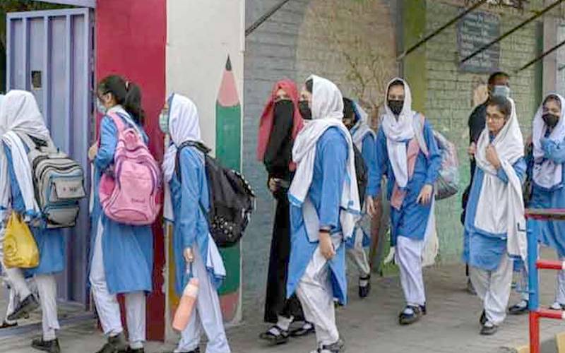 بچوں کی کم تعدادوالے سکولوں سے پانچ سال کے داخلوں کا ریکارڈ  طلب