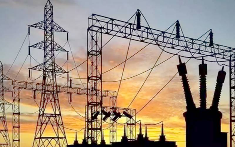 پاکستانیوں کے لیے اچھی خبر، بجلی کی قیمت میں 6 فیصد کمی