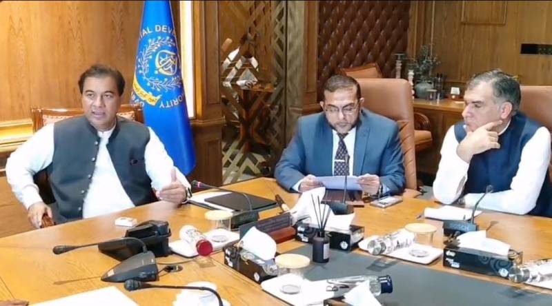 CDA اور ریلوے کا اجلاس،اسلام آباد اور راولپنڈی میں جدید اور تیز رفتار ٹرین چلانے میں پیش رفت