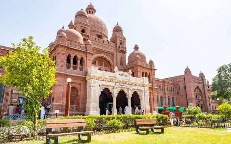 اپ گریڈیشن، لاہور عجائب گھر کو بند کرنے کا فیصلہ
