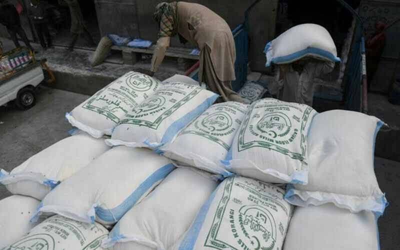  کراچی کے شہریوں کیلئے برُی خبر، آٹے کی سرکاری قیمتوں میں بڑا اضافہ