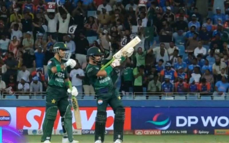 صاحبزادہ فرحان نے ایک سال میں 1500 رنز بنالیے 