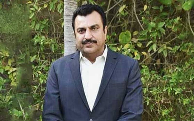 گھوٹکی میں سابق وزیر نے احتجاج کرنے والے نوجوان کو تھپڑ مار دیا