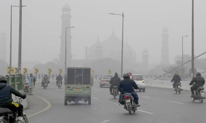 لاہور دنیا بھر میں فضائی آلودگی کے اعتبار سے پہلے نمبر پر آگیا
