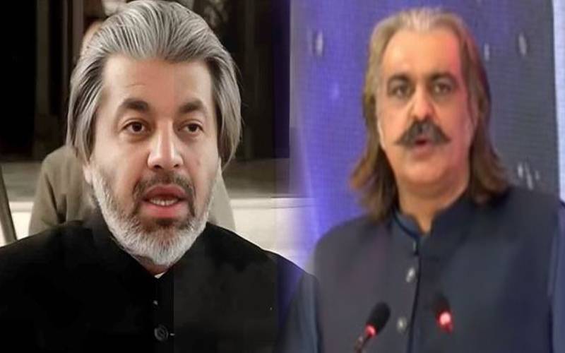 پی ٹی آئی کا پشاور میں جلسہ، کارکنوں کا وزیراعلیٰ کےپی کا خطاب سننے سے انکار 