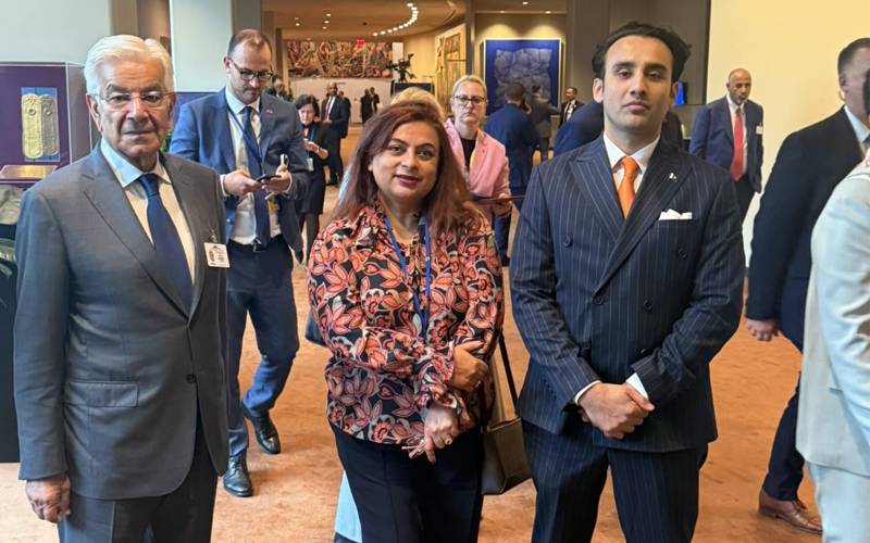 سلامتی کونسل اجلاس میں کس نے خواجہ آصف کے پیچھے بٹھایا؟ڈاکٹر شمع جونیجو نے قلعی کھول دی