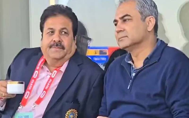 بھارتی کرکٹ بورڈ کے سربراہ راجیو شکلا نے محسن نقوی سے ٹرافی مانگ لی