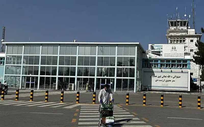 افغانستان :انٹرنیٹ بندش سے ائیر پورٹ بند ،پروازیں منسوخ، بینکنگ کا نظام مفلوج