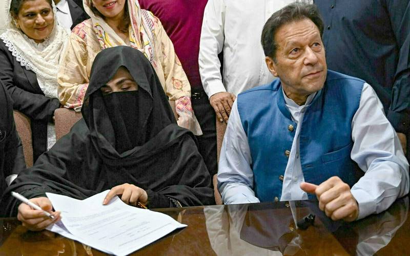 توشہ خانہ 2کیس:بانی پی ٹی آئی اور بشریٰ بی بی کیخلاف سماعت منسوخ 