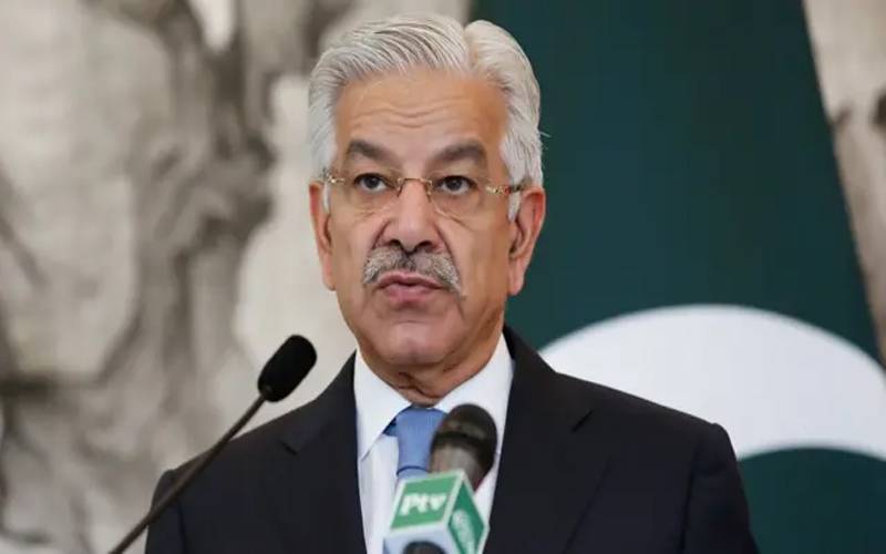 آزاد کشمیر میں احتجاج کرنیوالے مقبوضہ کشمیرکی 3 نسلوں کی جدوجہد پر غورکریں: خواجہ آصف