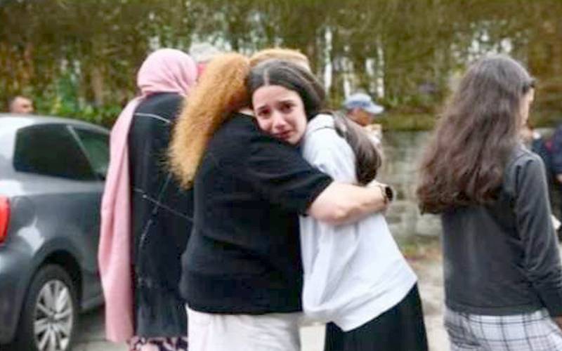 مانچسٹر:یہودی عبادت گاہ کےباہرلوگوں پر گاڑی چڑھادی،2ہلاک 4 زخمی