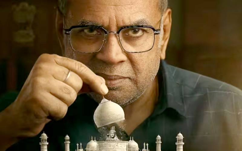 تاج محل کو مندر بنانے کی سازش؟ پاریش راول کی فلم کے پوسٹر پر ہنگامہ کھڑا ہوگیا