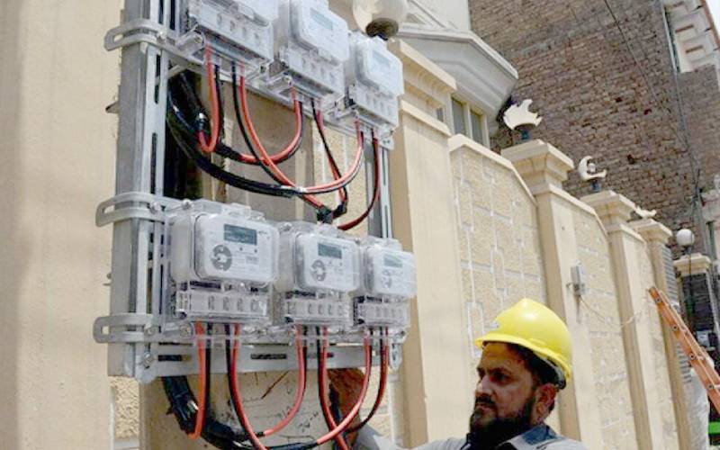 بجلی چوری اور بوسیدہ سسٹم،لیسکوکوچھ ماہ کے دوران 13 ارب کانقصان 