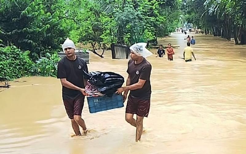 بنگلہ دیش میں تیستا کے کنارے سیلاب، لاکھوں لوگ پھنس گئے
