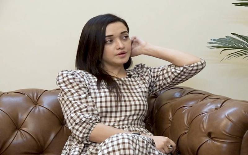 پی ٹی آئی کی سوشل میڈیا ایکٹویسٹ صنم جاوید گرفتار