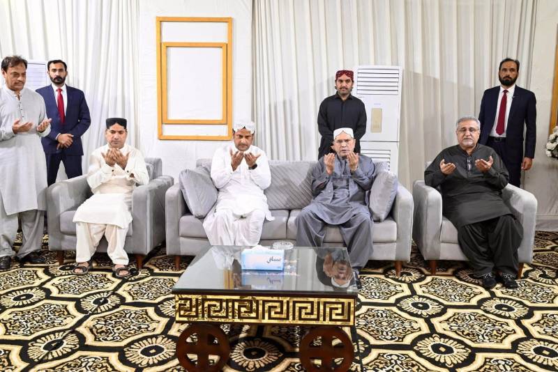 نوابشاہ،صدر آصف زرداری کی وزیر داخلہ سندھ ضیاء الحسن لنجار کی والدہ کے انتقال پر تعزیت