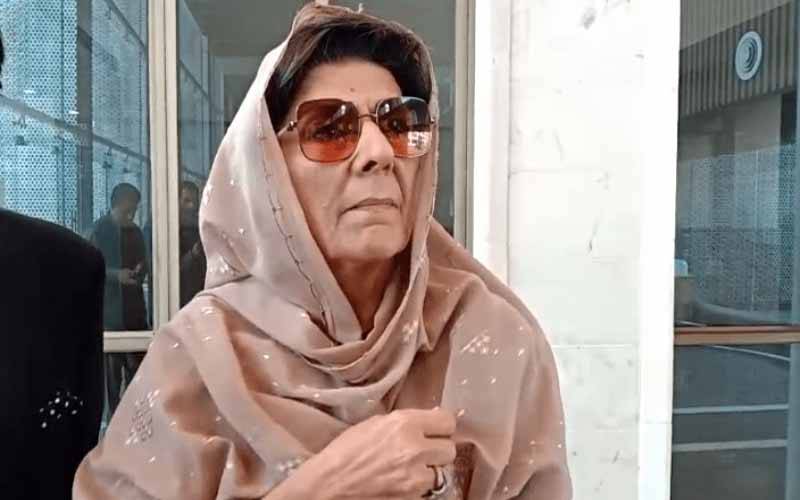 26 نومبر احتجاج کیس: علیمہ خان کے قابلِ ضمانت وارنٹ گرفتاری جاری